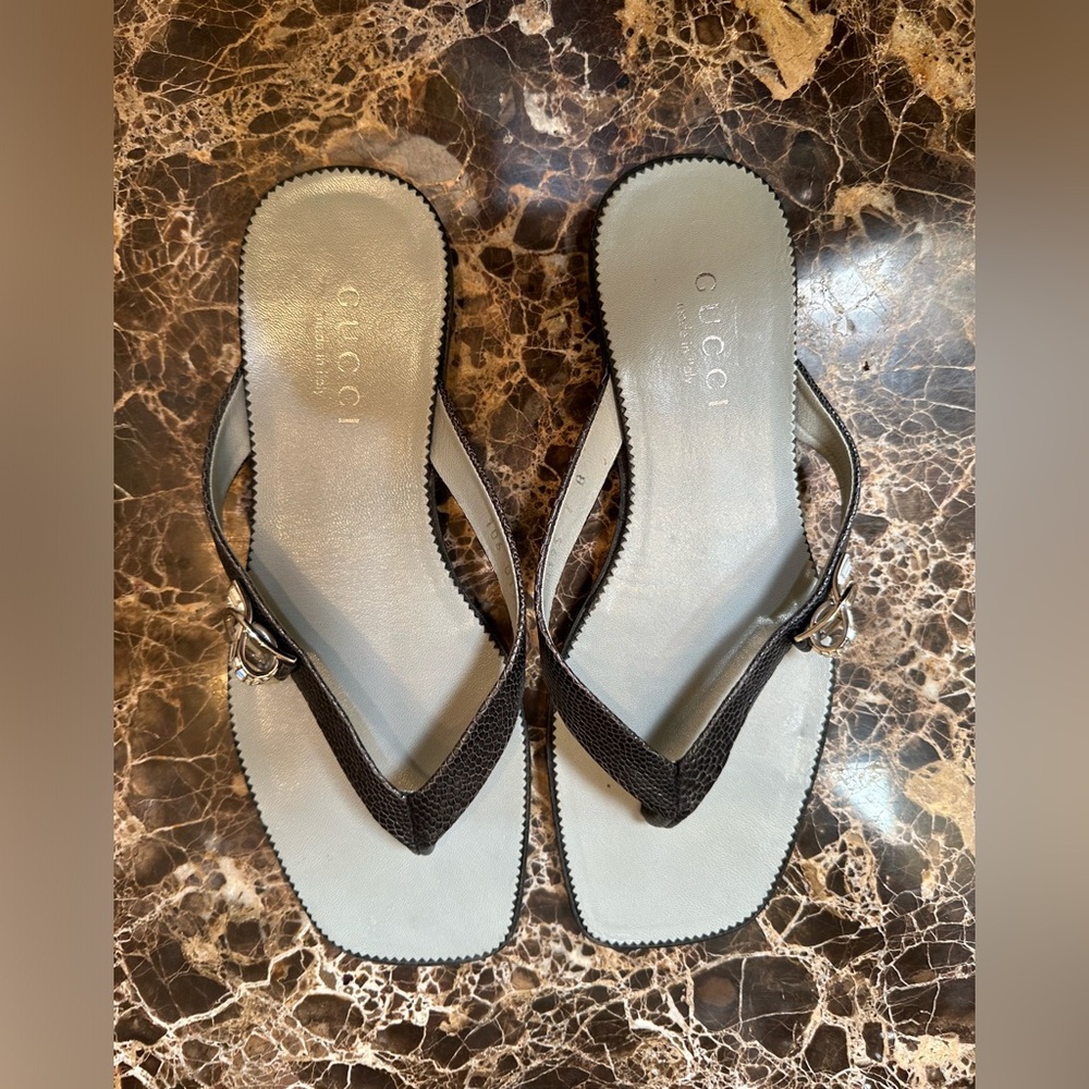 Gucci Black and Silver Sandals - Picture 10 of 10